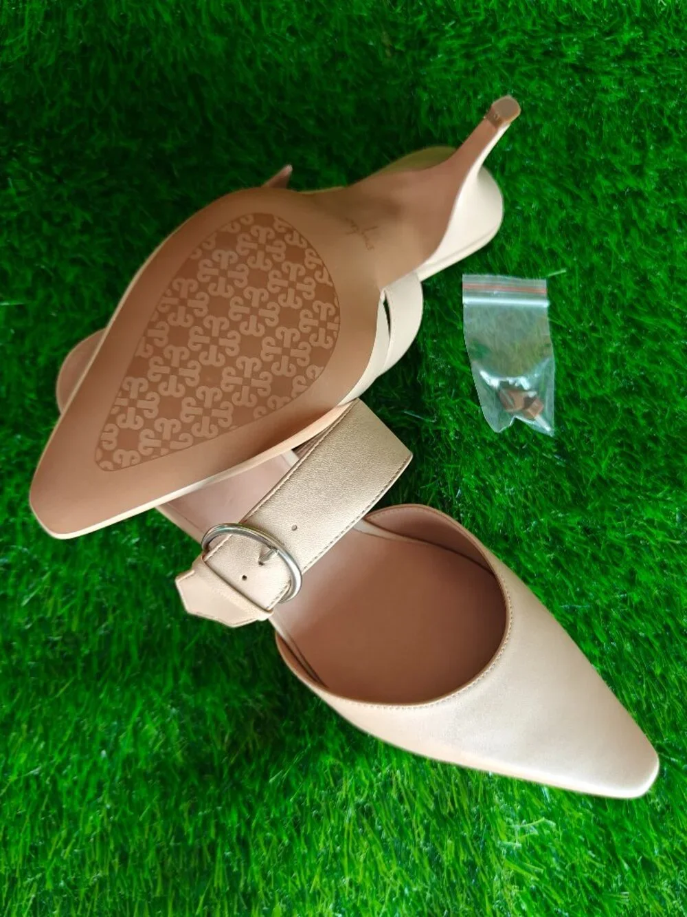 LINEA PAOLO CYNTHIA NUDE HEELED MULES (SIZE 12M)